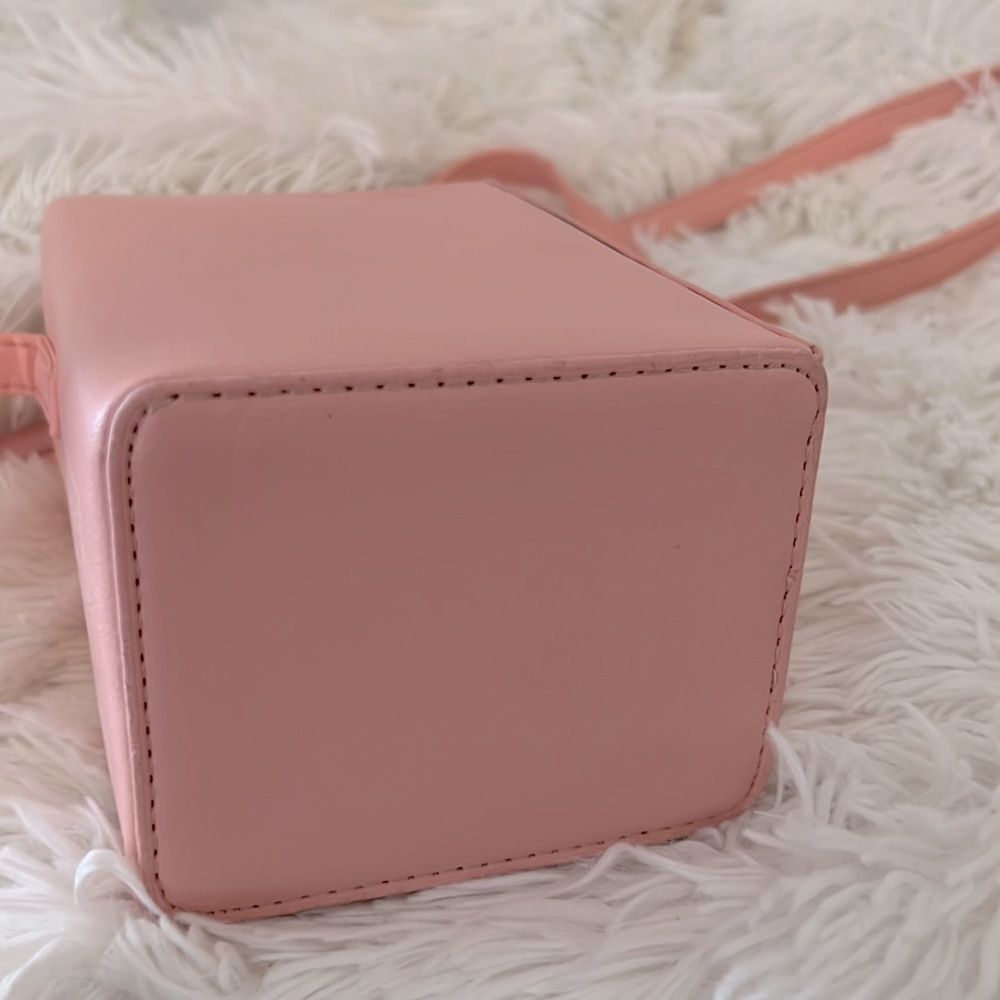 Boutique Strawberry Milk Carton Mini Purse - Picture 7 of 12